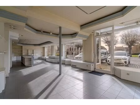 commercieel te koop in lo-reninge