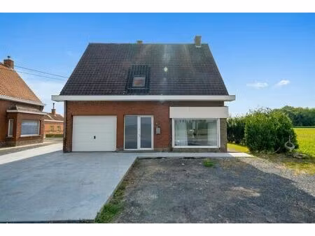 huis te koop in ledegem met 3 slaapkamers