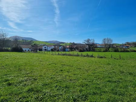 terrains à bâtir au coeur d'un village dynamique entre haspar