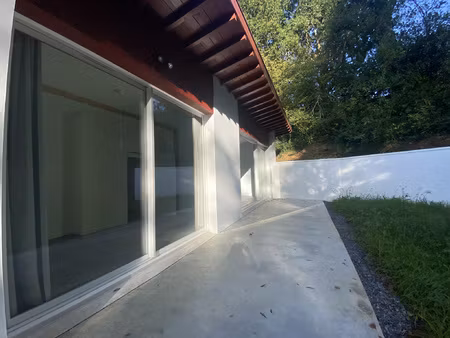 maison neuve proche du bourg