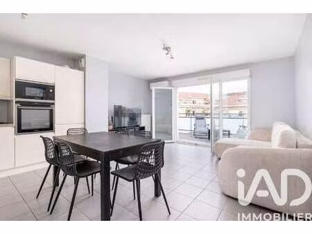 vente appartement 4 pièces piscine à bron (69500) : à vendre 4 pièces piscine / 77m² bron