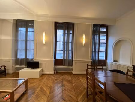 location appartement 2 pièces 65 m² à lyon 6 (69006)