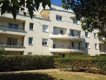 location appartement 1 pièce 30 m² à pontoise (95000)