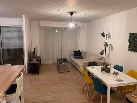 location appartement 3 pièces 67 m² à tours (37000)