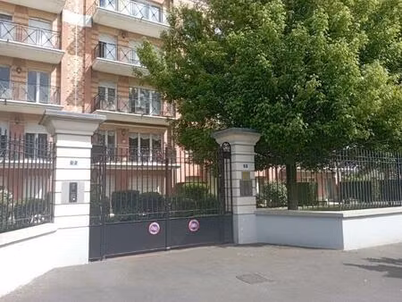 location appartement 1 pièce 21 m² à valenciennes (59300)