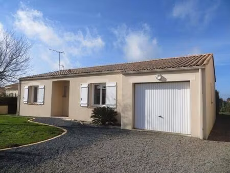 location maison 4 pièces 83 m² à luçon (85400)