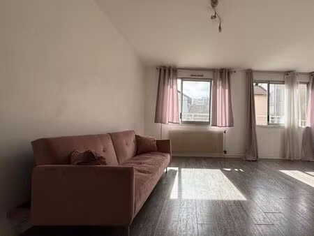 location appartement 1 pièce 32 m² à grenoble (38000)