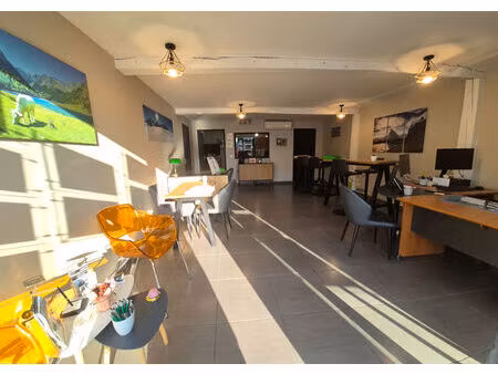 vente local commercial 3 pièces 70m2 jurançon 64110 - 24000 € - surface privée