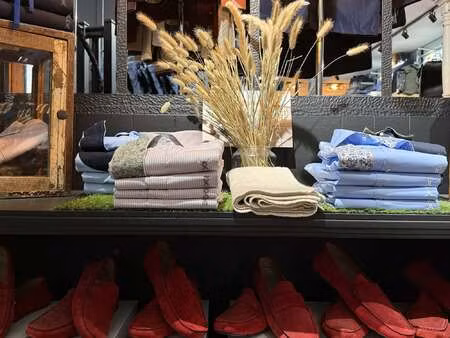 vente bureaux et commerces à dinan (22100) : à vendre / 68m² dinan