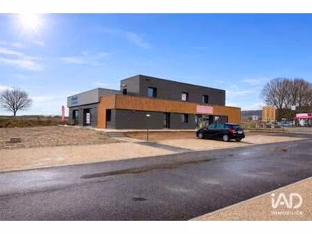 location bureaux et commerces à oraison (04700) : à louer / 55m² oraison