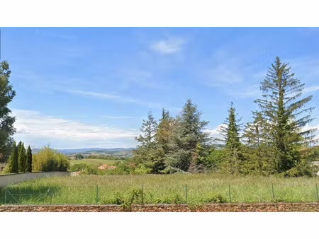 terrain à bâtir de 2230 m2 à marcy 69480