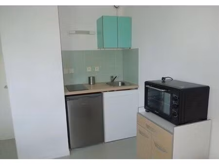 location appartement 1 pièce 20 m² à orléans (45000)