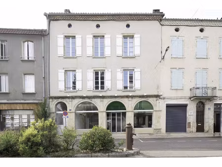 vente commerce 152 m² saint-céré (46400)