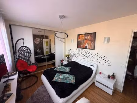 appartement de 3 pièces de 91 m² à dieppe