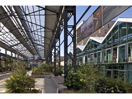 bureaux à louer à nantes 44200 lumineux avec accès transports en commun