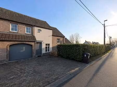 maison coup de coeur rénovée en 2023- 3ch + bureau