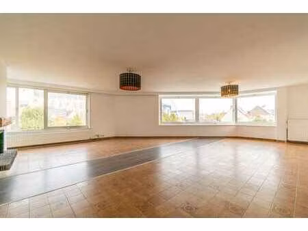 pour visiter veuillez faire votre demande via le lien!