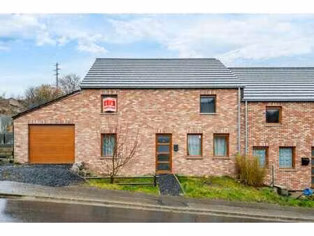 maison récente - 3 chambres