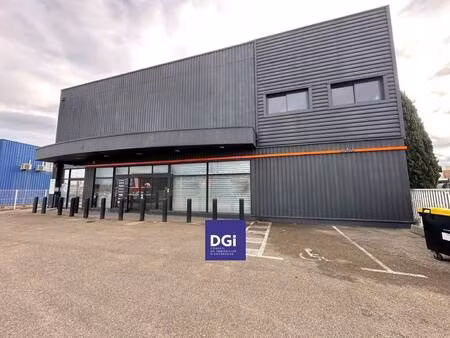 local commercial à louer