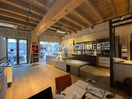 local commercial à louer