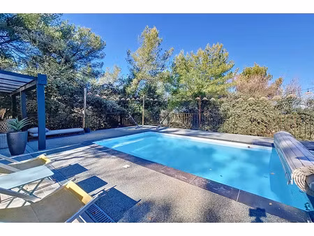 vente maison 7 pièces 170 m² à mimet (13105)  600 000 €