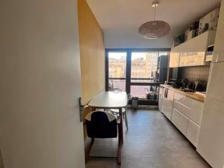 local d'activités à louer