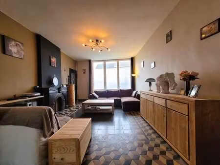 grande maison de ±320 m²  donnant une opportunité idéale