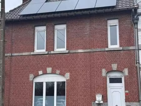 maison en très bon état avec garage à antoing