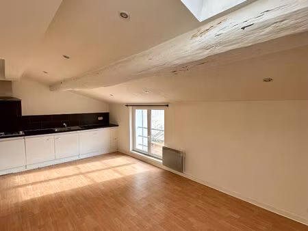 appartement t2 - 31 m² - le luc