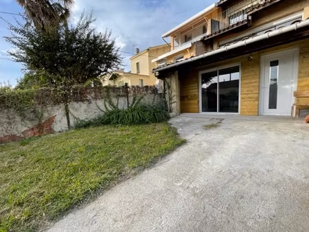 beau t1 bis meublé en rez de jardin !