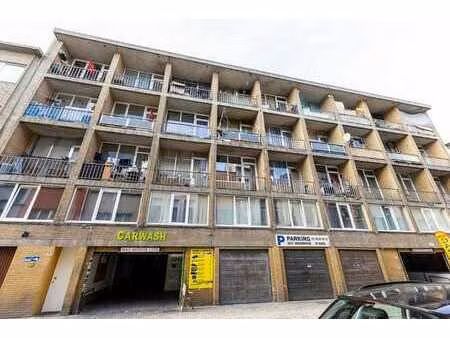 lot 9 – les 8 studios ensemble