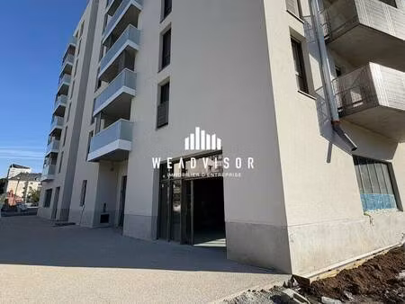 local commercial à louer