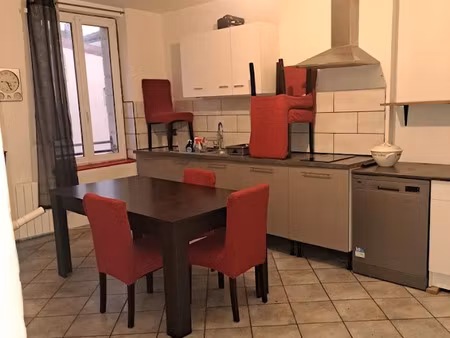 location appartement 3 pièces 41 m² à valenciennes (59300)  490 €