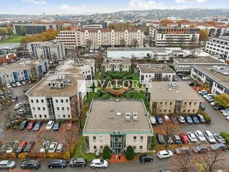 location bureau 616 m² à lyon 7 (69007)