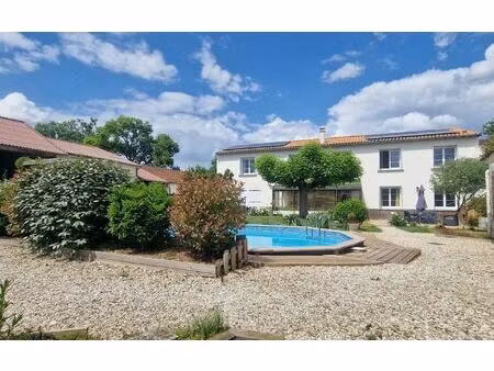 maison chermignac 437 m² t-14 à vendre  538 000 €