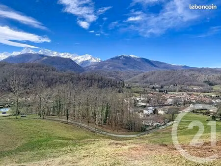 terrain 16 235 m² oust