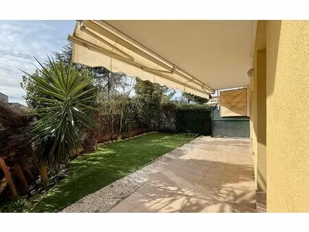 location appartement  m² t-2 à mouans-sartoux  1 120 €