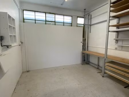 location local 23m2 romainville