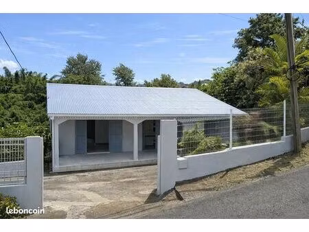 villa 3 pièces 100 m²