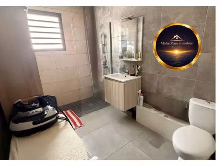 vente appartement 2 pièces 48 m² à l'etang sale (97427)  299 250 €