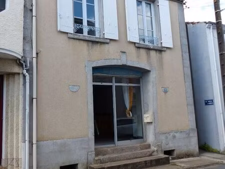 maison de ville 4 pièces 90 m²