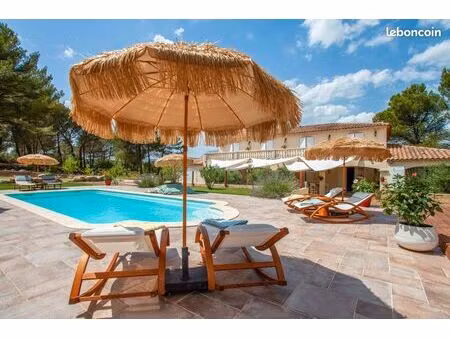 grande maison familiale avec vue intégrale sur la sainte-victoire – 334 m² sur 1 hectare