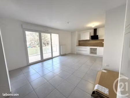 appartement 3 pièces 60 m²