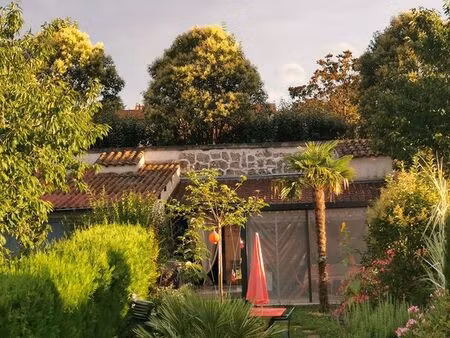 elégant 3 pièces avec jardin à la bussière