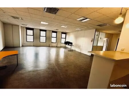 bureau 140 m² à louer lyon 9