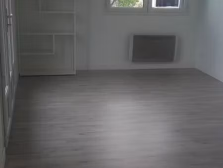 location bureau sur vaise