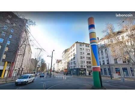 local commercial 70 m²