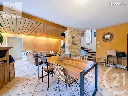 maison 7 pièces 163 m²