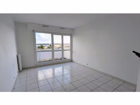 studio - 27 52m2