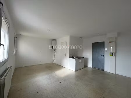 studio avec parking grand quevilly